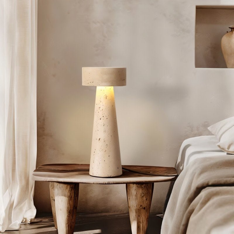 Lycoris Table Lamp - Lumendat
