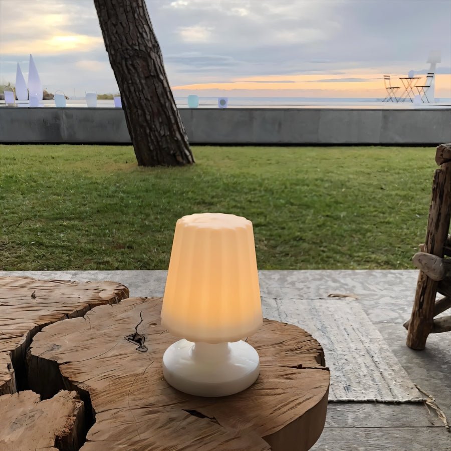 Raveza Table Lamp - Lumendat