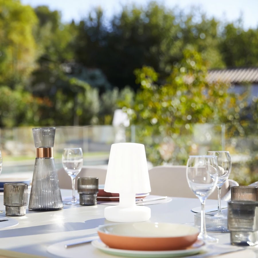 Raveza Table Lamp - Lumendat