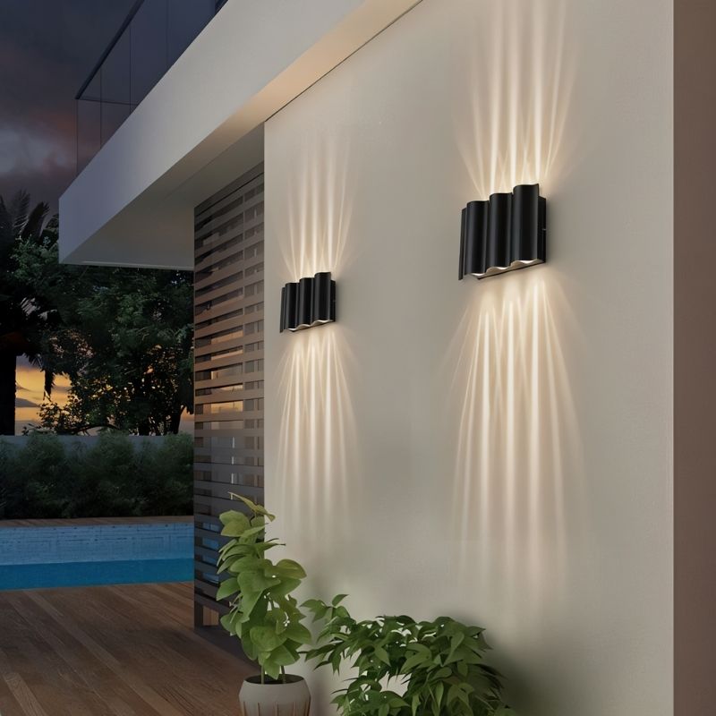 Trevis Outdoor Wall Lamp - Lumendat
